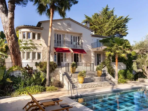 Villa à Vence 6 chambres - piscine - jardin