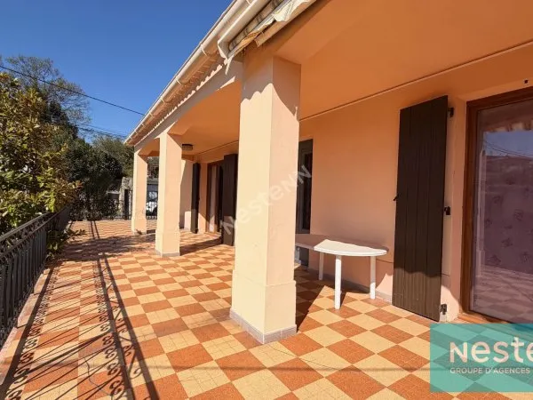 Istres, haut de villa T4 meublé proche du centre ville