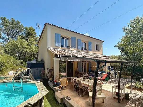 Villa 5 pièces 100 m²