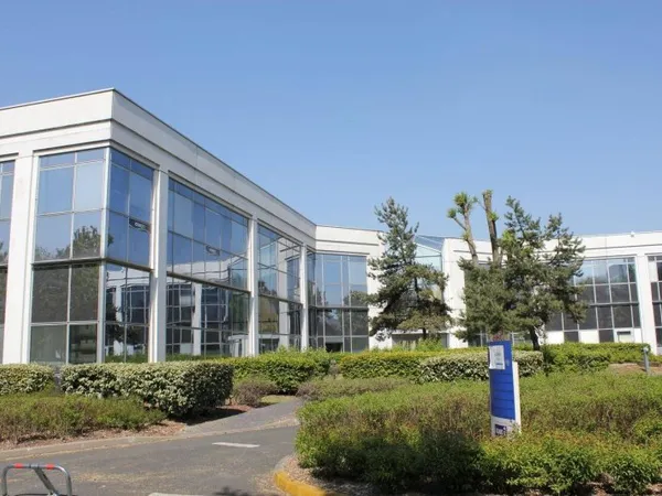 Bureaux 2133 m²