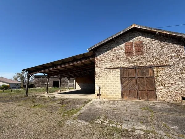 Maison 2 pièces 140 m²