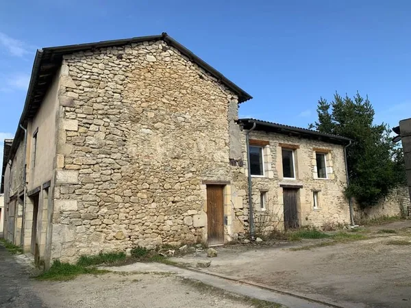 Garage avec parking et jardin - Au coeur de la Bastide !