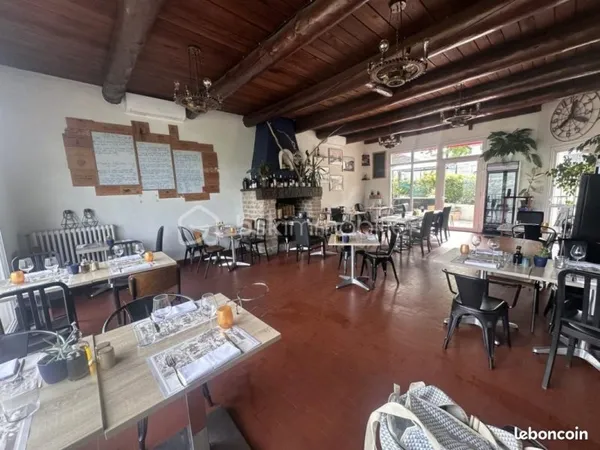 Commerce restaurant Gattieres