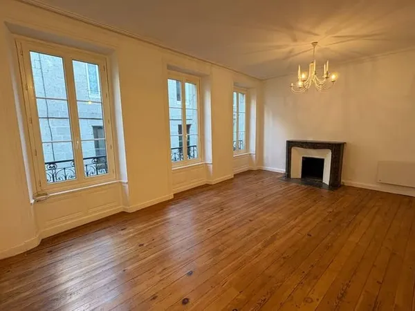 Appartement 2 pièces 67 m²