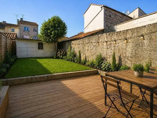 AGEN - Quartier Palissy - Maison de ville de 86m² habitables avec 2 chambres et jardin