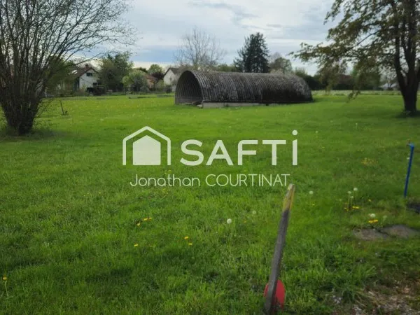 Terrain constructible de 920m²