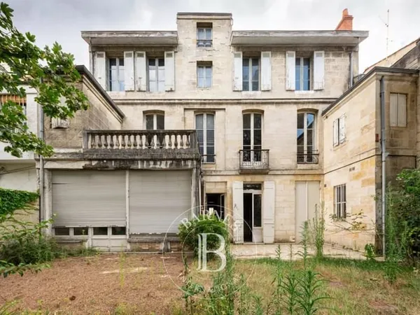 Bordeaux Croix de Seguey - Hôtel particulier de 400 m² - Jardin - 2 Parkings