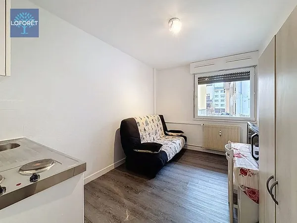 Studio meublé Strasbourg - Neudorf 15.88m²