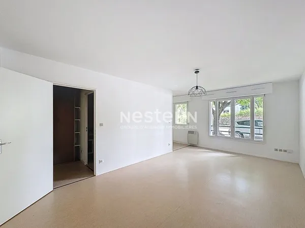 Appartement FAC de médecine- Vandoeuvre Les Nancy 1 pièce(s) 32m2 - cuisine équipée neuve