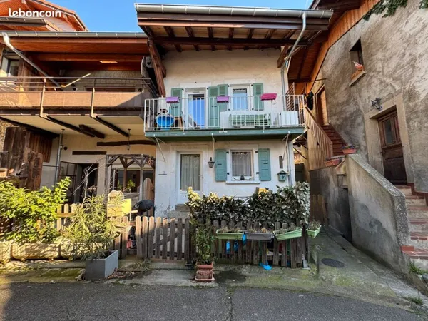Maison de village - 99 m² - Vongy