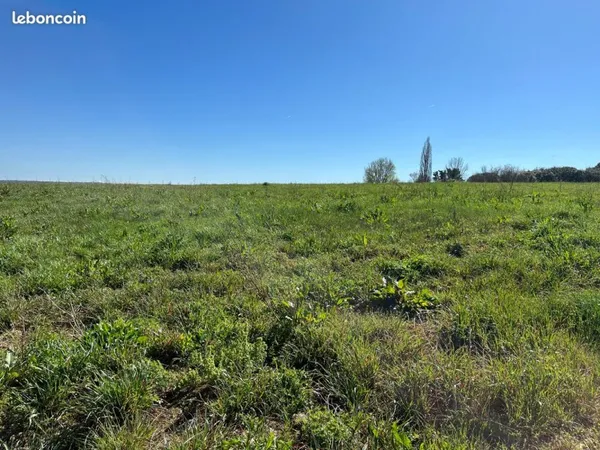 Terrain à Bâtir à Bazus