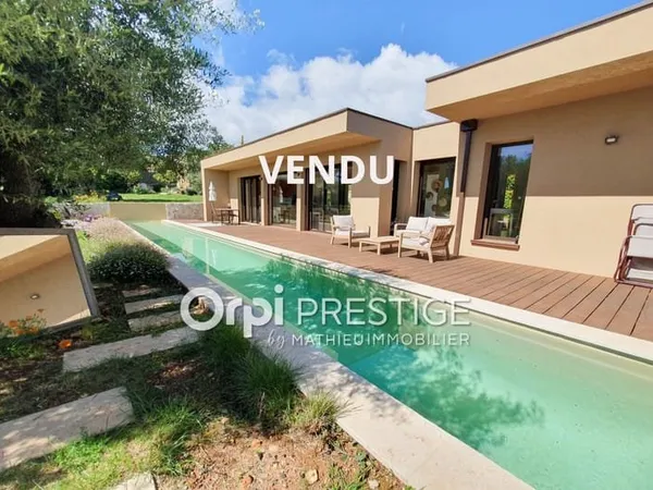 Maison 4 pièces 141 m²