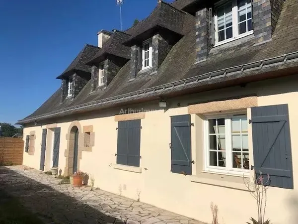 Maison Vente Pluvigner 8p 159m² 470250€