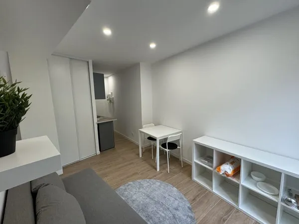 A louer, studio meublé rénové sur Béziers