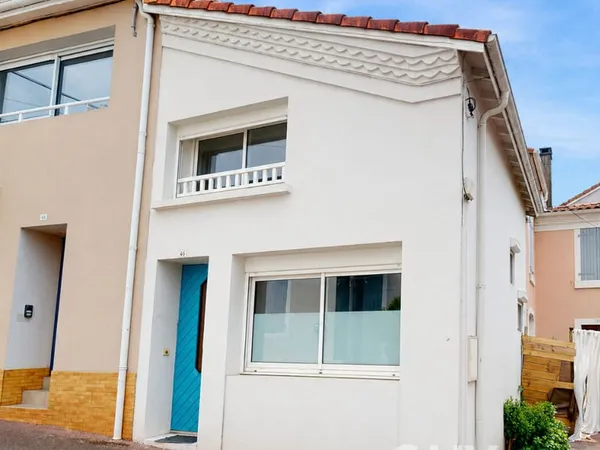 Maison/Appartement F2 de 38 m² hyper-centre d'Hagetmau