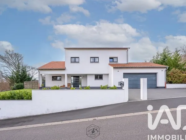Maison 9 pièces 214 m²