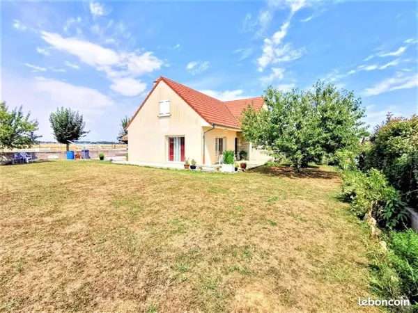Maison 7 pièces 215 m²
