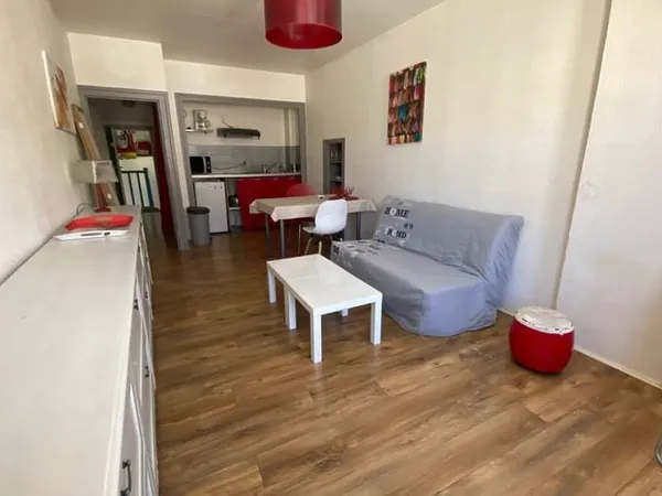 Studio 1 pièce 26 m²