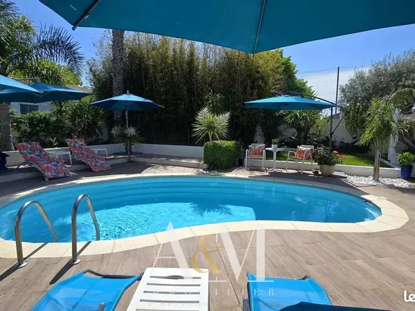 Maison 5 pièces 176 m²