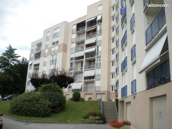 Loue grand T1 meublée dans résidence sécurisée