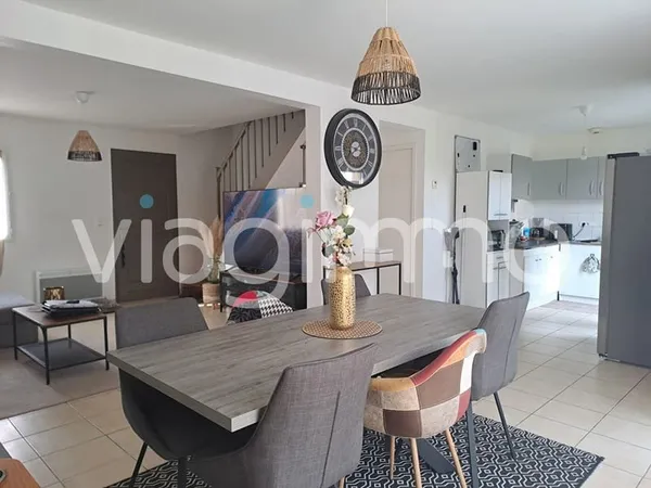 VIAGER LIBRE MAISON DREFFEAC 78 m2