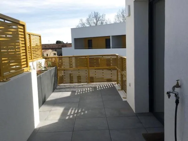 Appartement T1 de 26m2 hab, terrasse 16m2 & garage à Mauguio