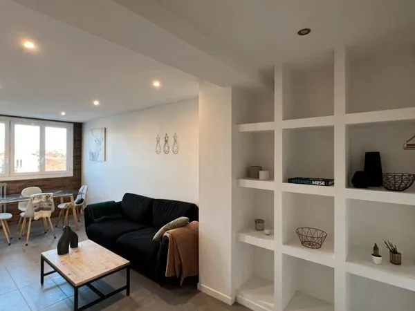 Location meublée - T3 54 m² - Saint-Maur-des-Fossés