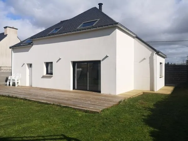 PLOUHINEC 56680 - Maison de 104 M² sur 407 m² de terrain