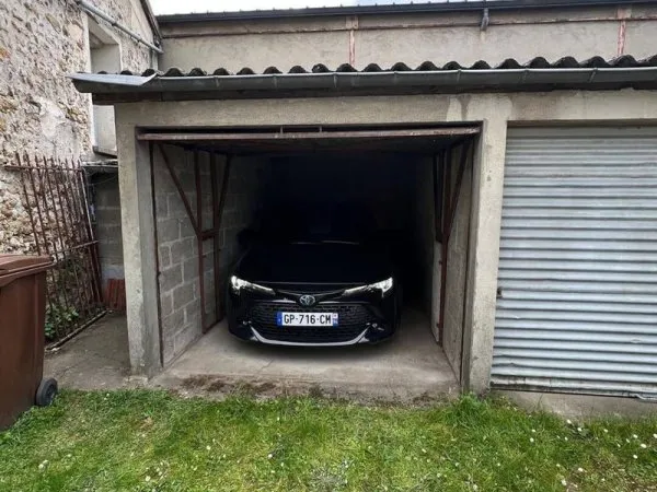 Parking 12 m²