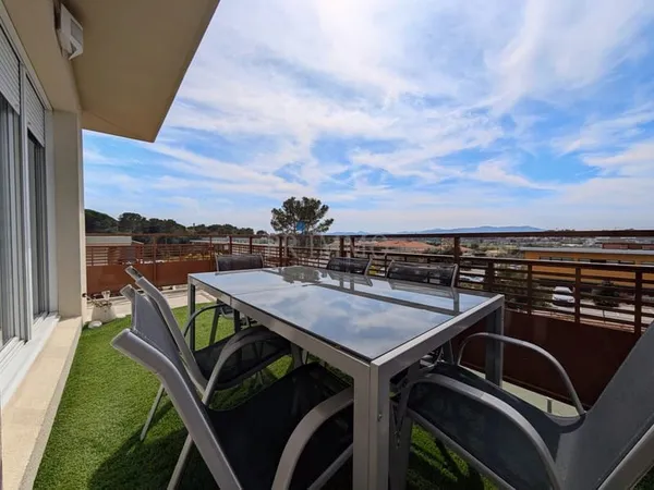 Appartement 3 pièces avec terrasse dernier étage Fréjus