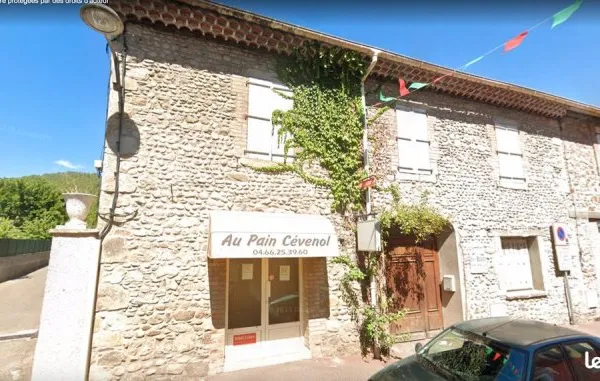 Vente d'un local commercial (boulangerie) + habitation à Bessèges 30160