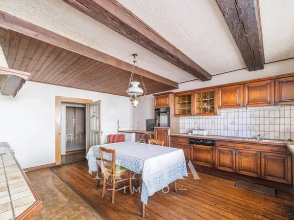 Maison 6 pièces 183 m²