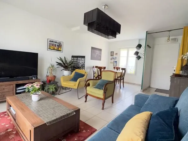 EXCLUSIVITÉ - MAISON INDIVIDUELLE DE 5 PIECES A VENDRE A PLAISIR