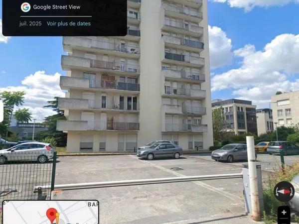 Place de parking ext proche centre / rue gambetta / science po