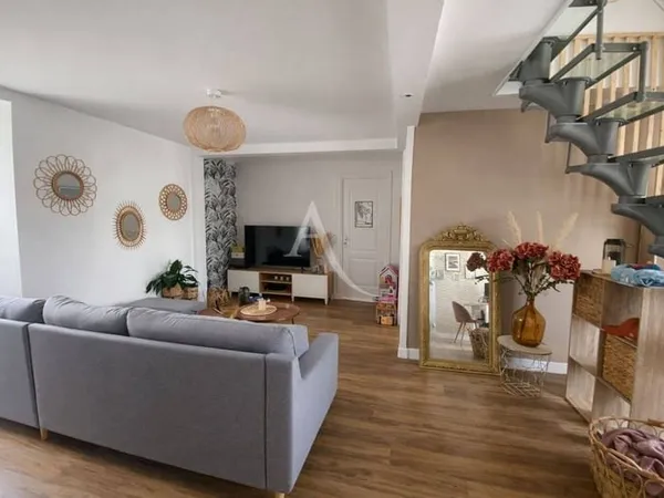 Maison 5 pièces 97 m²