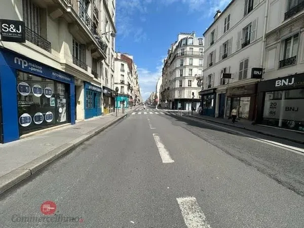 Local 28 m²