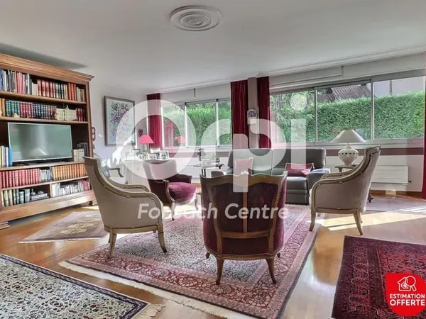 Appartement 5 pièces 121 m²
