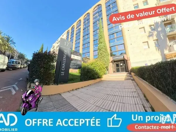 Boutique 2 pièces 115 m²