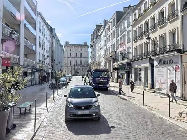 Boutique 30 m²