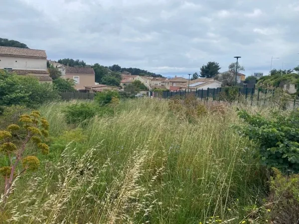 Terrain 465 m²