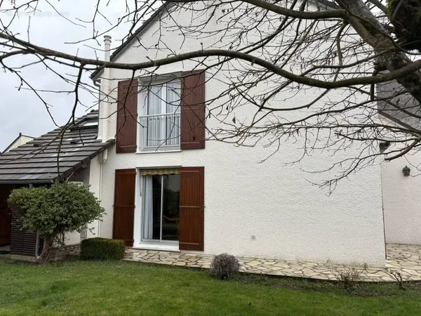 A saisir : residence d'estrees maison f5 116 m2 terrain 300 m2 4 chambres