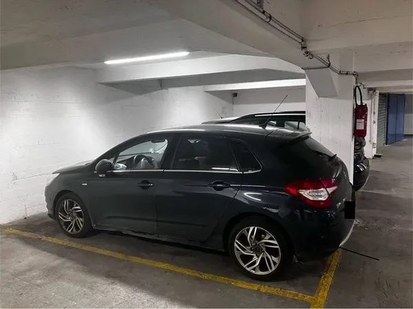 Parking 11 m²