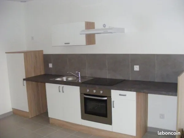 T3 70 m2 cuisine équipé