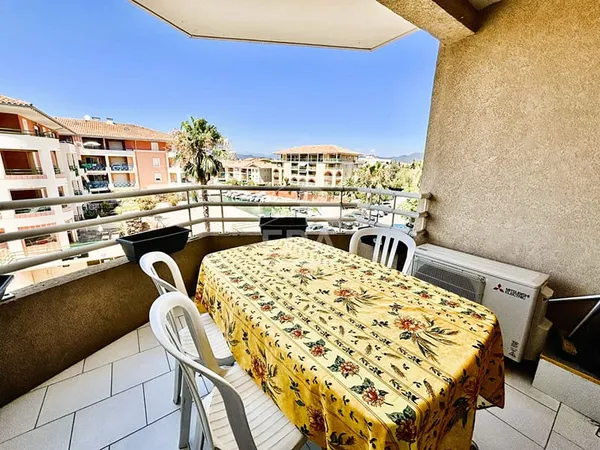 PORT FREJUS / VIAGER OCCUPE / T2 et GARAGE