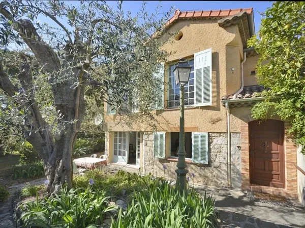 Maison 4 pièces 164 m²