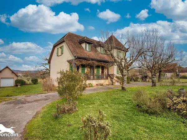 Maison 6 pièces 141 m²