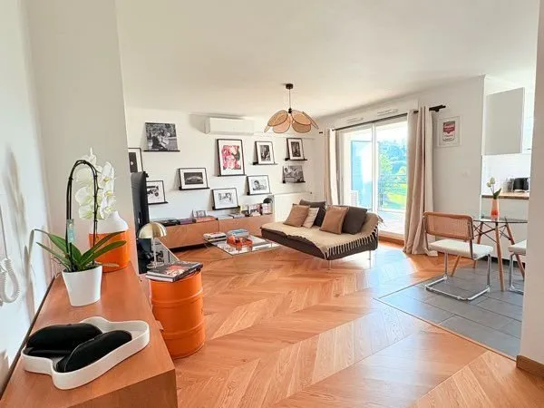 T3 70 m² clé en main - Terrasse - Garage - Ascenseur - 25 min Lyon