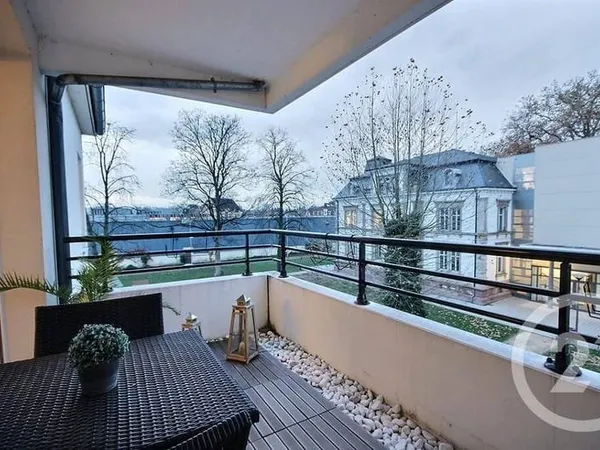 Appartement 4 pièces 74 m²
