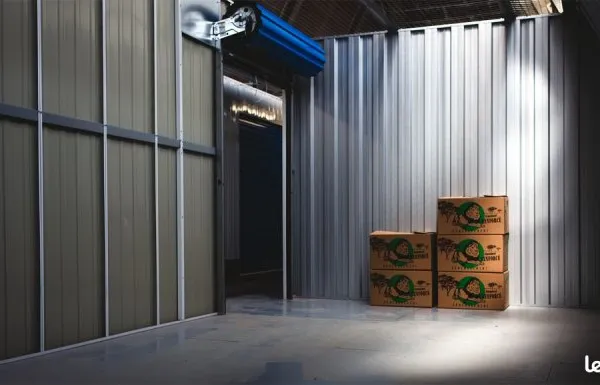 Location de box / garde-meuble de 2 à 172m²