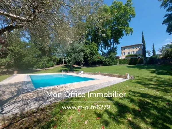 Référence : 6279-NGU - Bastide XIX éme avec 2 maisons d'amis